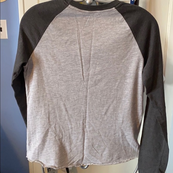 Long Sleeve Star Wars Kylo Ren Two-Tone Tee - Picture 4 of 5